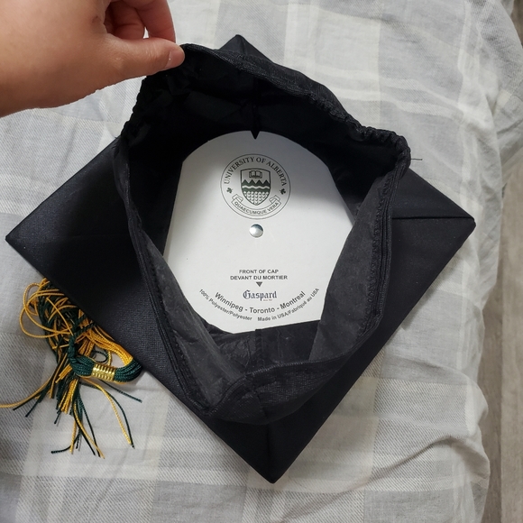 Graduation cap - Picture 2 of 3